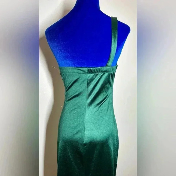 Emerald Sundae | Evening / Formal Gown | Hunter Green | Size Small 4-6 - Picture 6 of 7
